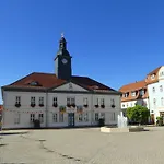 Hasi 2 Am Kurpark